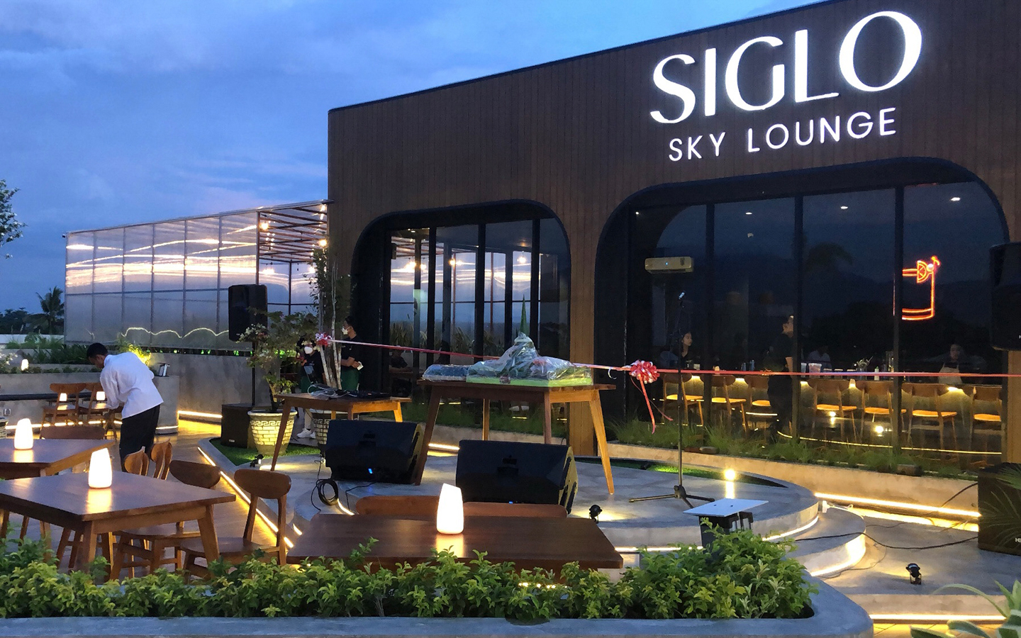 SIGLO SKY LOUNGE